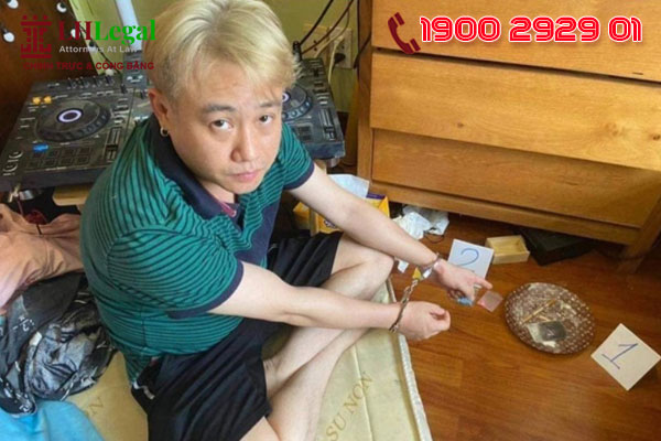 Diễn viên hài Hữu Tín bị phát hiện tổ chức sử dụng trái phép chất ma túy
