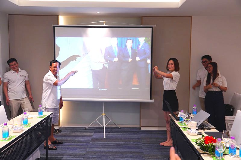 Team Building LHLegal - Khi làm hết mình, chơi cũng hết sức!