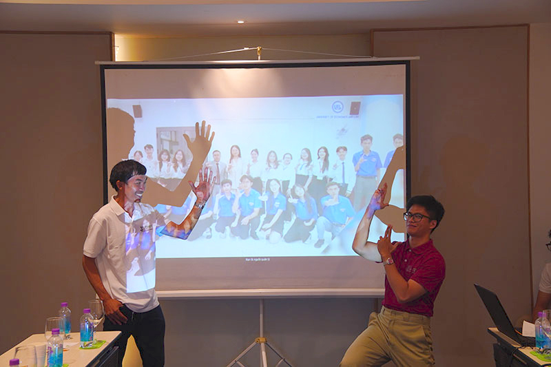 Team Building LHLegal - Khi làm hết mình, chơi cũng hết sức!