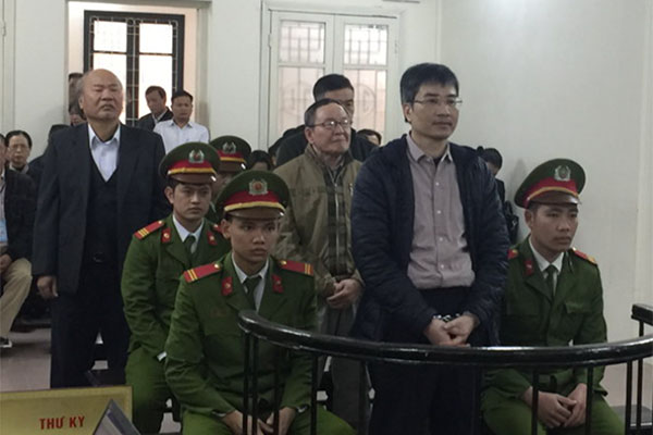 Đối tượng đã nhờ người thân mua và đứng tên 40 bất động sản nhằm hợp pháp hóa số tiền từ hành vi tham ô