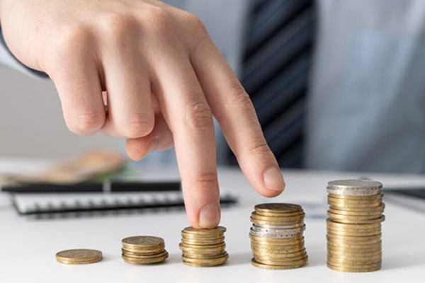 Nếu các bên chỉ thỏa thuận quy định về phạt vi phạm thì các bên vẫn có thể áp dụng chế tài phạt vi phạm và buộc bồi thường thiệt hại