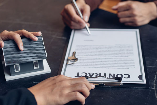 Người mua BĐS thương mại cần xem xét hợp đồng có điều khoản minh bạch về tiền sử dụng đất