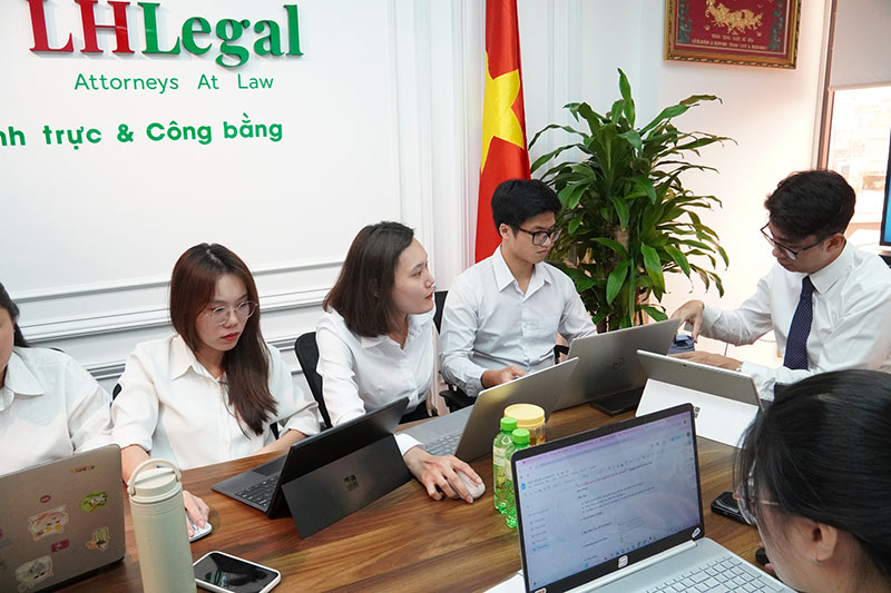 Training nội bộ LHLegal: Nâng cao kỹ năng xác định vấn đề pháp lý cho đội ngũ Luật sư và cộng sự
