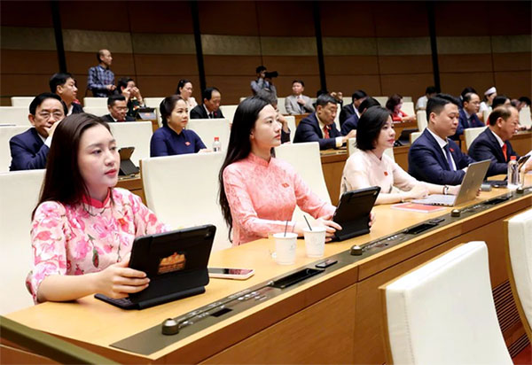 Từ 1/10/2026, ai được miễn đào tạo để trở thành luật sư công và mức bồi dưỡng được hưởng ra sao?