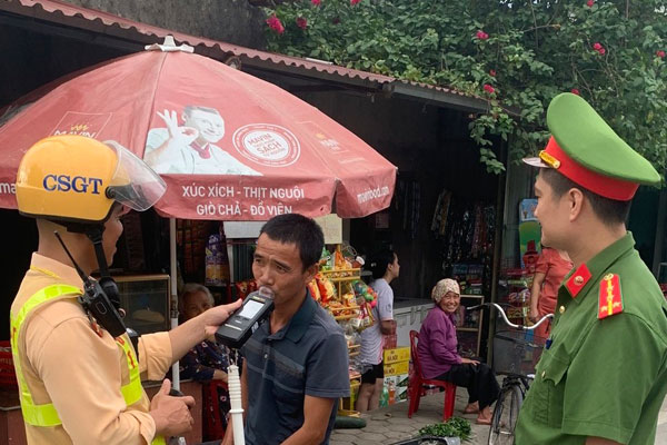 Từ 1/7/2025: Trưởng công an cấp xã chính thức có quyền tịch thu phương tiện vi phạm hành chính