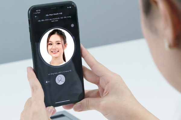 Vì sao vẫn mất tiền tỷ dù đã xác thực khuôn mặt khi giao dịch ngân hàng?