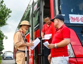 Bộ Công an đề xuất bỏ giới hạn 48 giờ lái xe mỗi tuần, bổ sung trường hợp bị thu hồi bằng lái