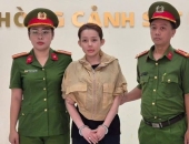 Ngân 98 bị bắt: Cú ngã bất ngờ của hotgirl thị phi!