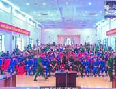 Tại phiên tòa VN10, Chi Dân đính chính tội danh, “cô tiên từ thiện” Trúc Phương nói chưa có chồng