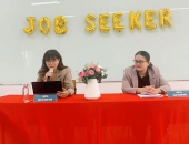 Luật sư Thanh Tuyền tham gia buổi thực hành phỏng vấn với tư cách nhà tuyển dụng tại Đại học Kinh Tế - Luật